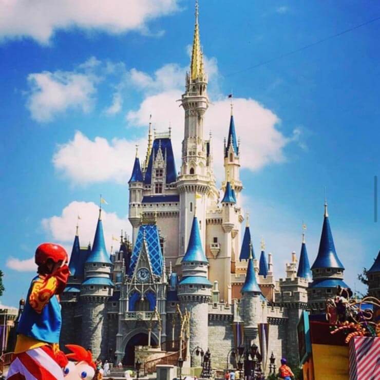 The magical castle at disneyland in orlando, florida.