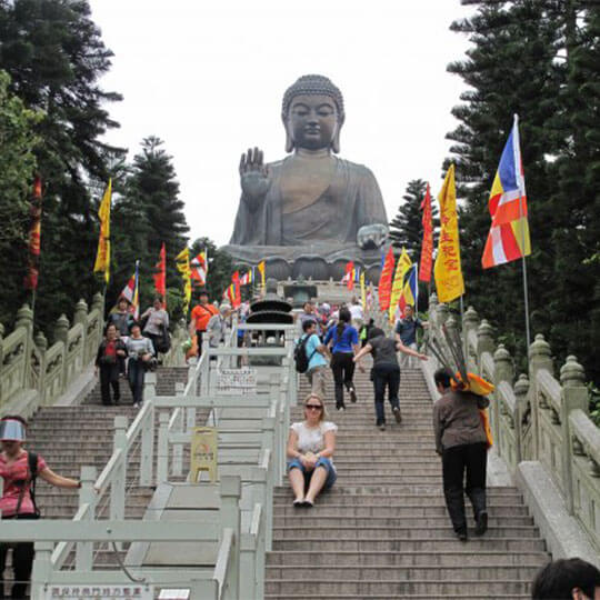 Visiting the temples on holiday in hong kong.